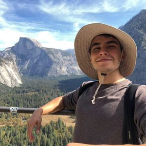 Meet your Posher, Dennis